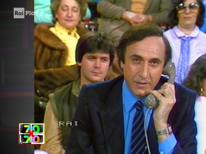 70 x 70 Lo sapevate che... 1 - Stag. 1 Ep. 15 - C'è il Presidente al telefono