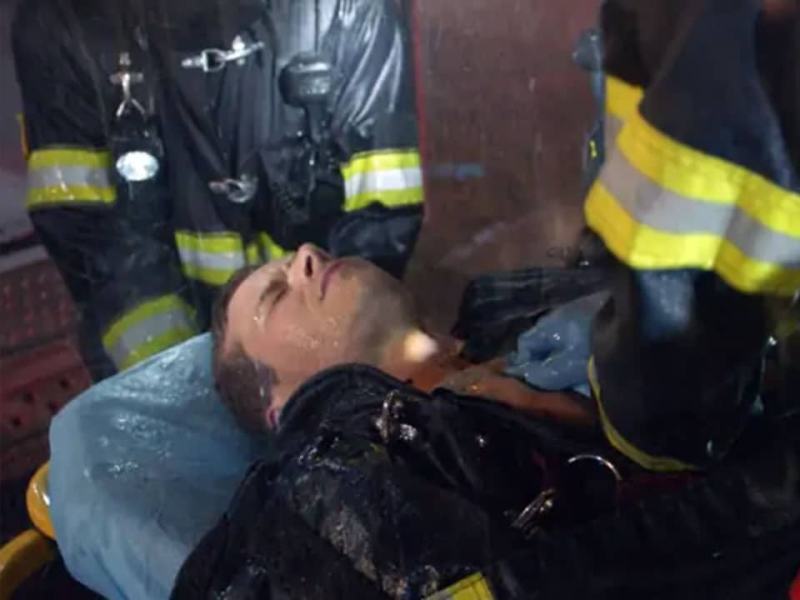 9-1-1 - Stag. 6 Ep. 10 - In un lampo