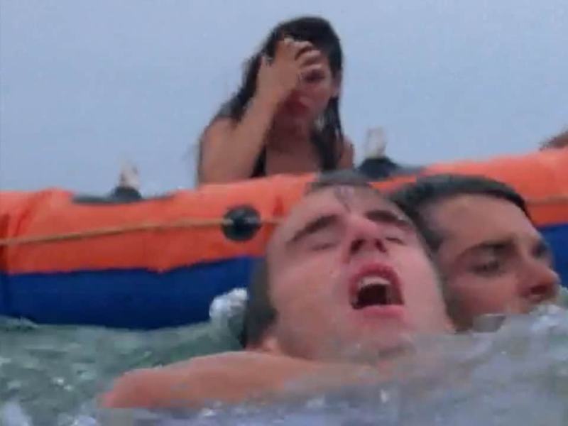 Baywatch - Stag. 2 Ep. 4 - Soldi! Soldi! Soldi!