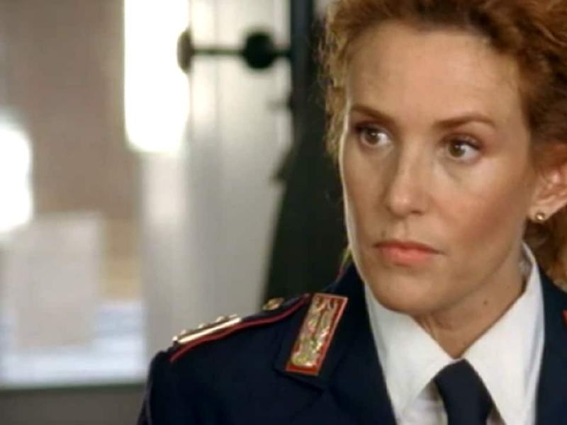 Donna Detective 1 - Stag. 1 Ep. 1 - Quale amore