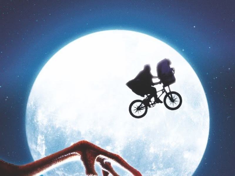 E.T. L'extra-terrestre