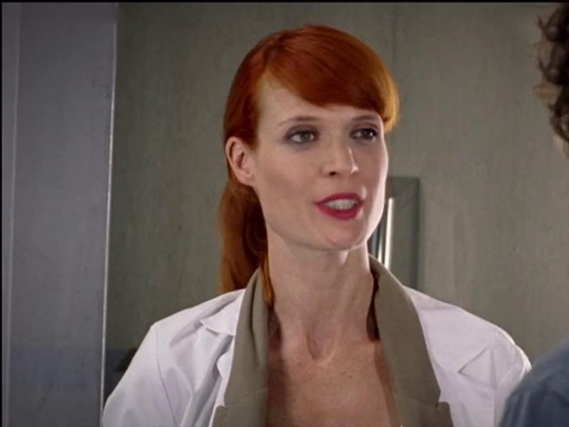 Il commissario Manara - Stag. 2 Ep. 8 - Fuori servizio