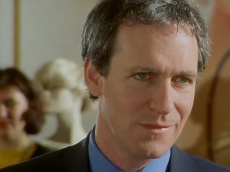 Il commissario Rex - Stag. 5 Ep. 1 - Ambizioni pericolose