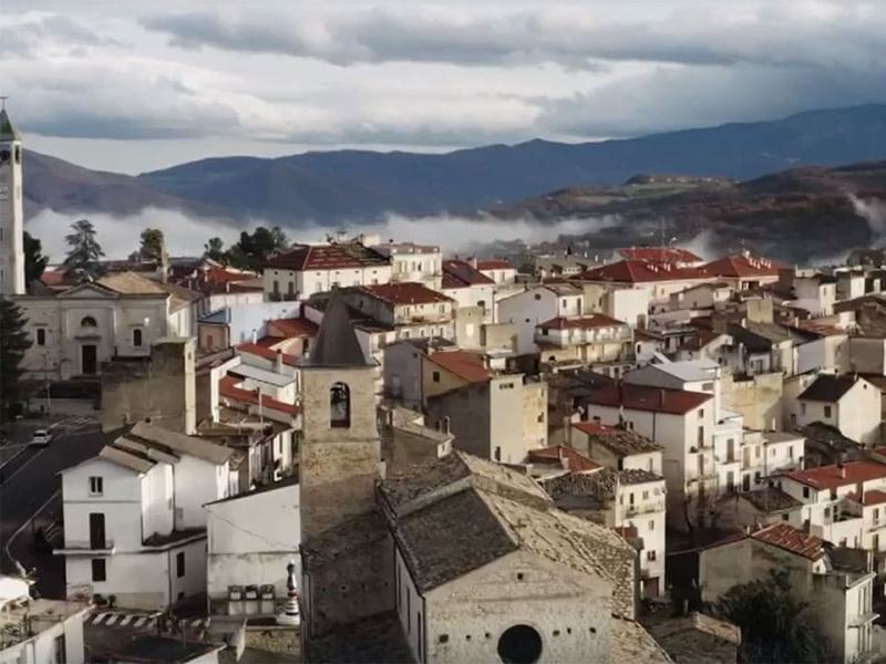 La bella destata 1 - Stag. 1 Ep. 1 - Gessopalena