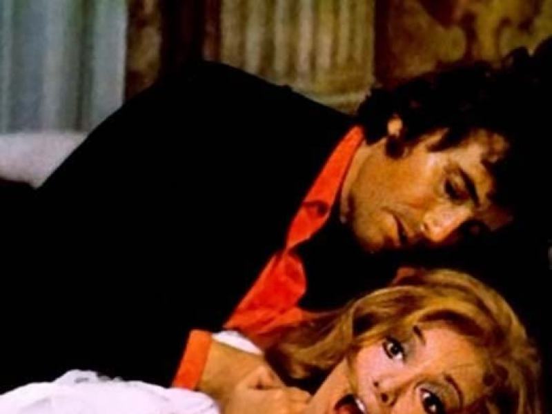 La notte che Evelyn uscì dalla tomba