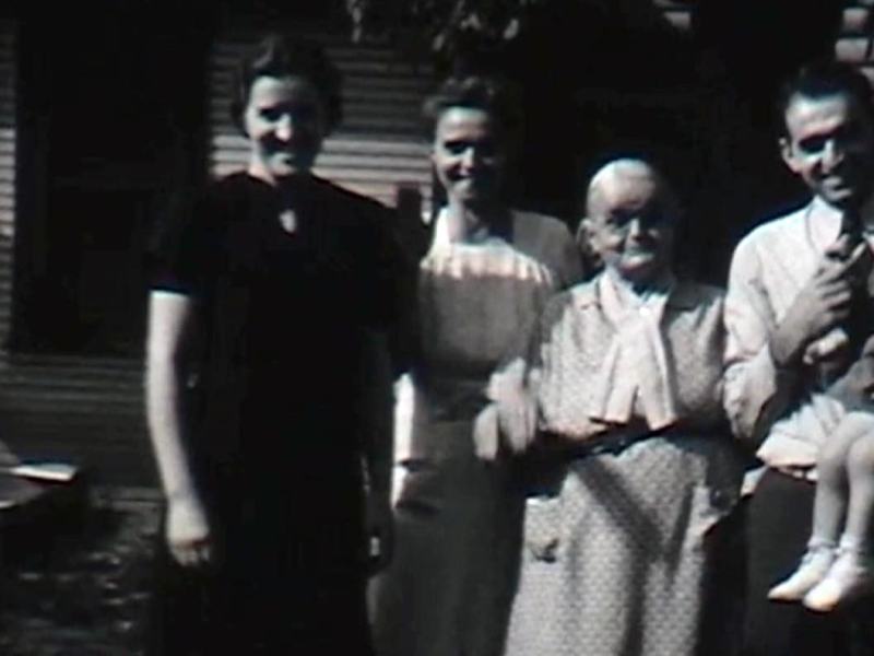 Lingue di luce - Il cinema di Massimo Bacigalupo - Into the House