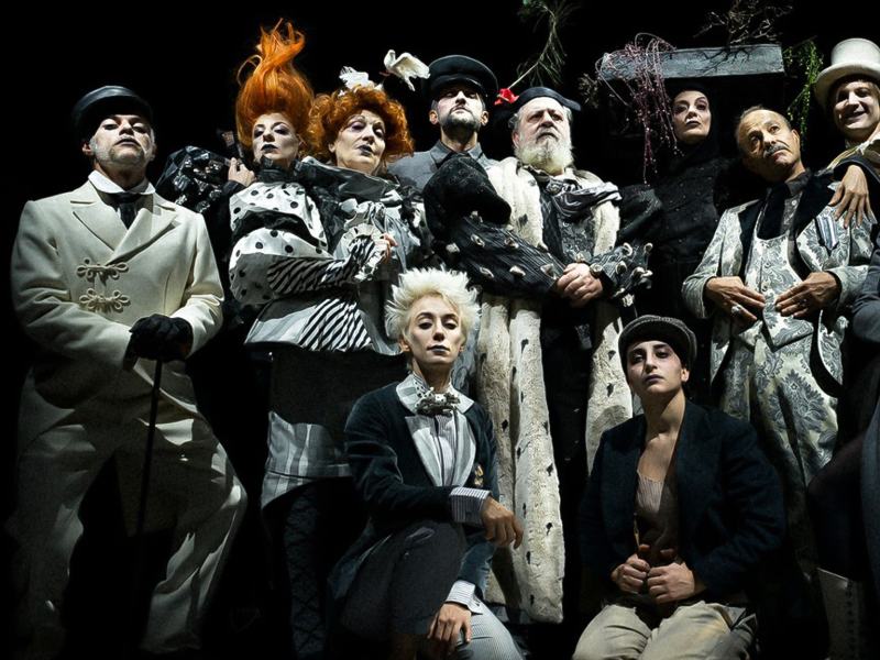 Miseria e Nobiltà (2023)