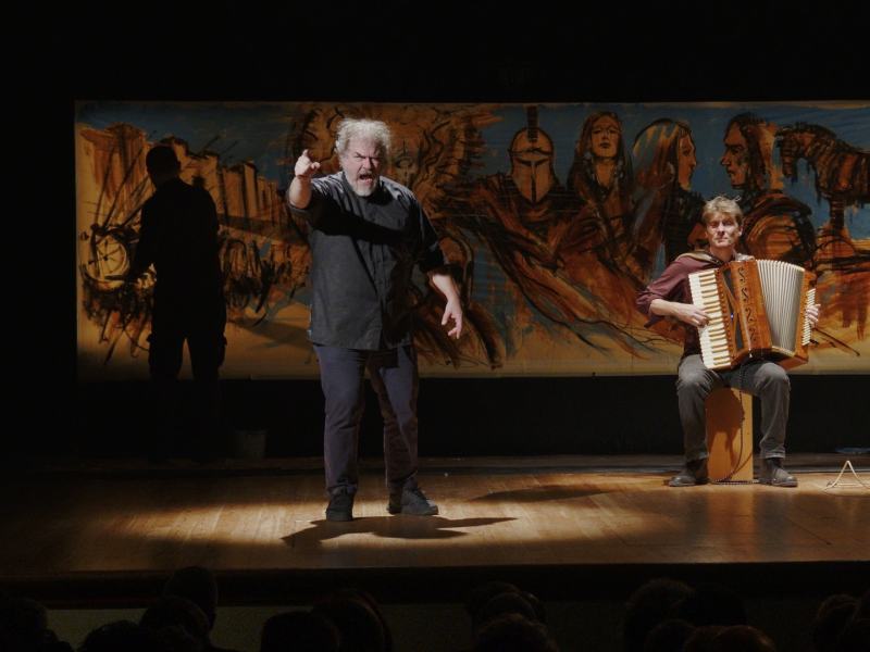 Omero non piange mai - Eroi