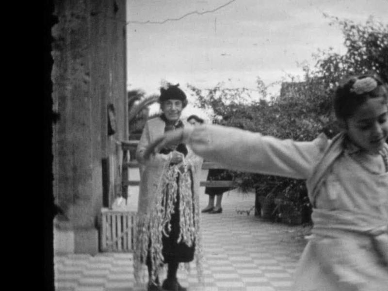 Re-framing home movies - Lui e io