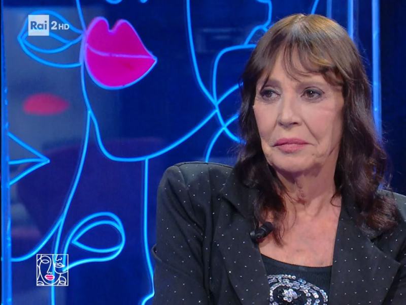 Storie di donne al bivio - Stag. 2024 - Puntata del 06/11/2024