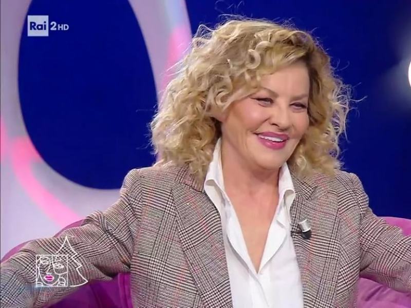 Storie di donne al bivio - Stag. 2024 - Puntata del 11/12/2024