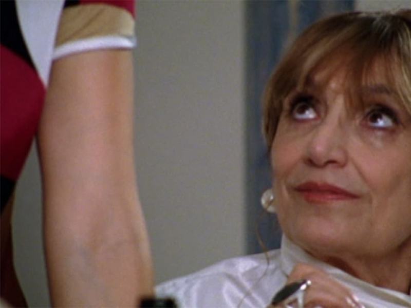 Tutti pazzi per amore - Stag. 1 Ep. 14 - Come si cambia