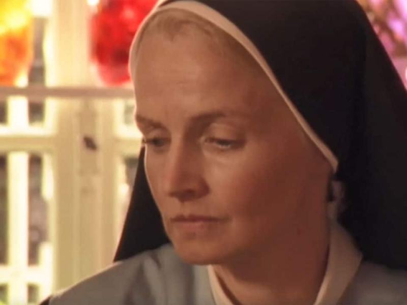 Un ciclone in convento 6 - Stag. 6 Ep. 4 - Il re del lotto