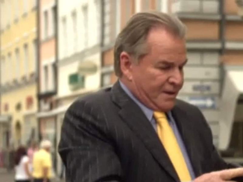 Un ciclone in convento - Stag. 11 Ep. 3 - Magic Hero